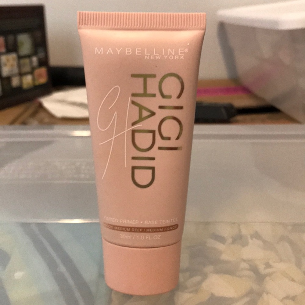 Gigi Hadid for Maybelline Tinted Primer MediumDeep